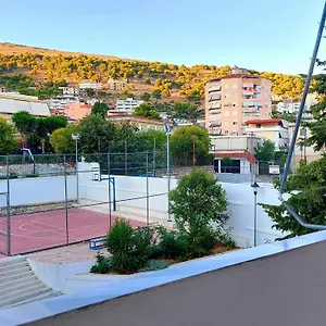 Kristo Apartament, Sarandë